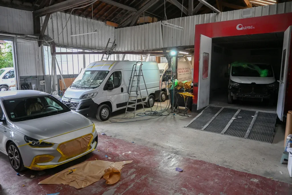 Atelier de carrosserie et peinture Essonne Carrosserie à Viry-Châtillon